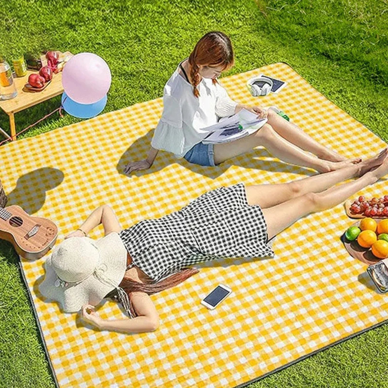 Versatile and Durable Large Picnic Blanket for Outdoor Adventures image 0
