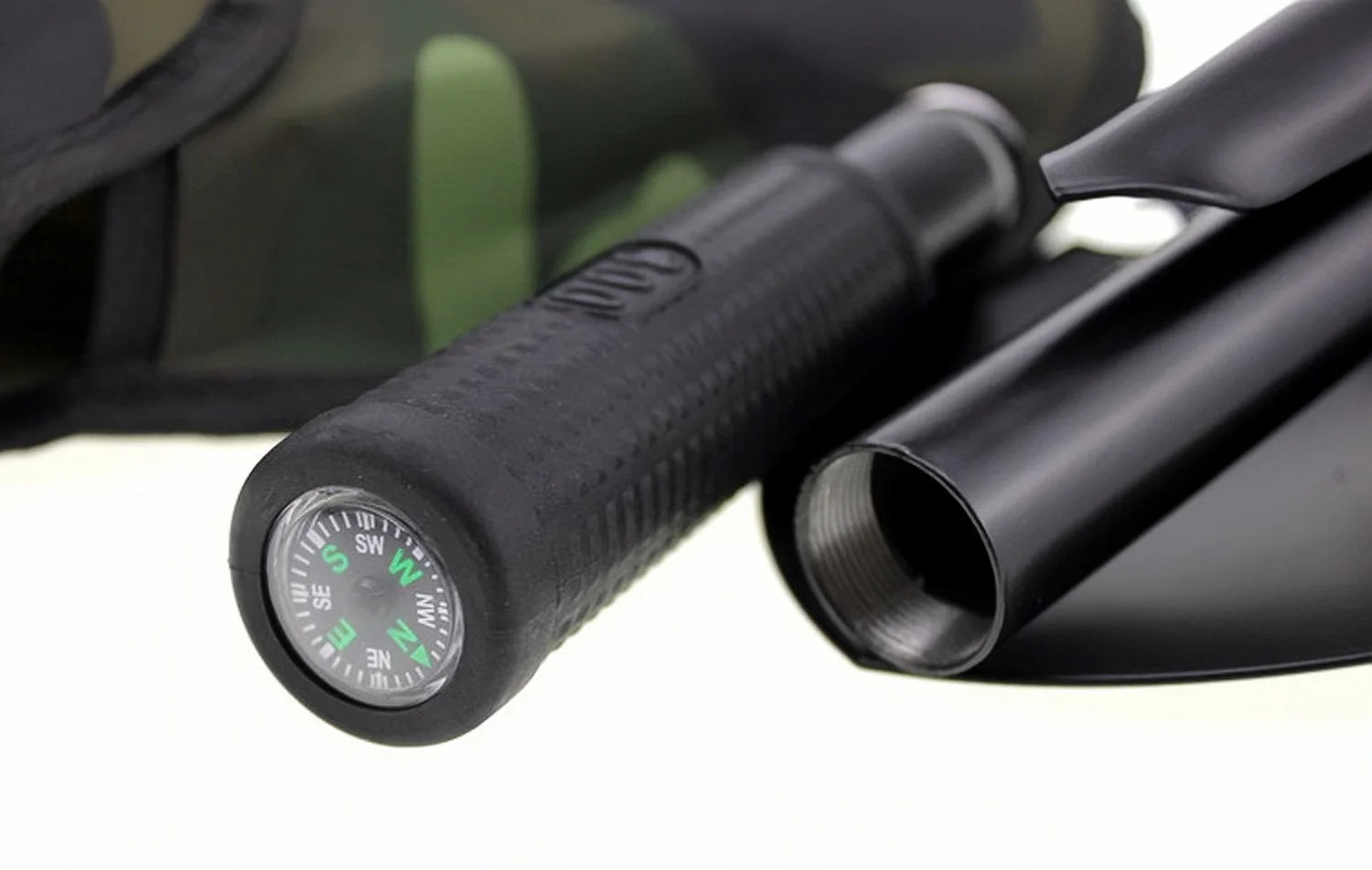 Multifunction Camping Shovel – The Ultimate Survival Tool for Outdoor Enthusiasts image 3
