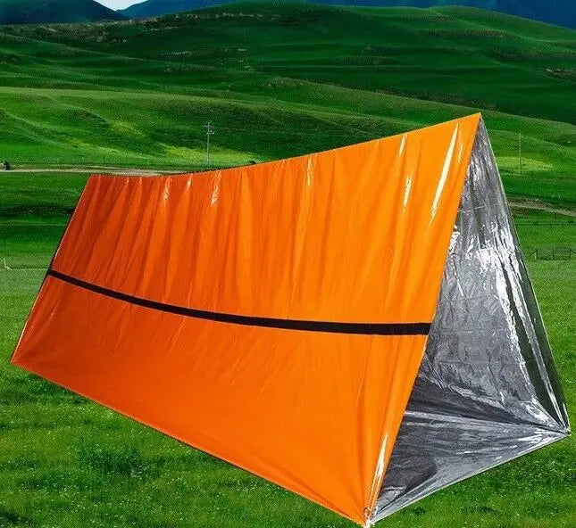 Outdoor Emergency Tent &amp; Survival Blanket – Essential Gear for Adventurers image 7