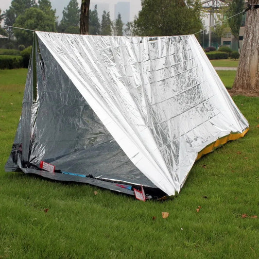 Outdoor Emergency Tent &amp; Survival Blanket – Essential Gear for Adventurers image 1