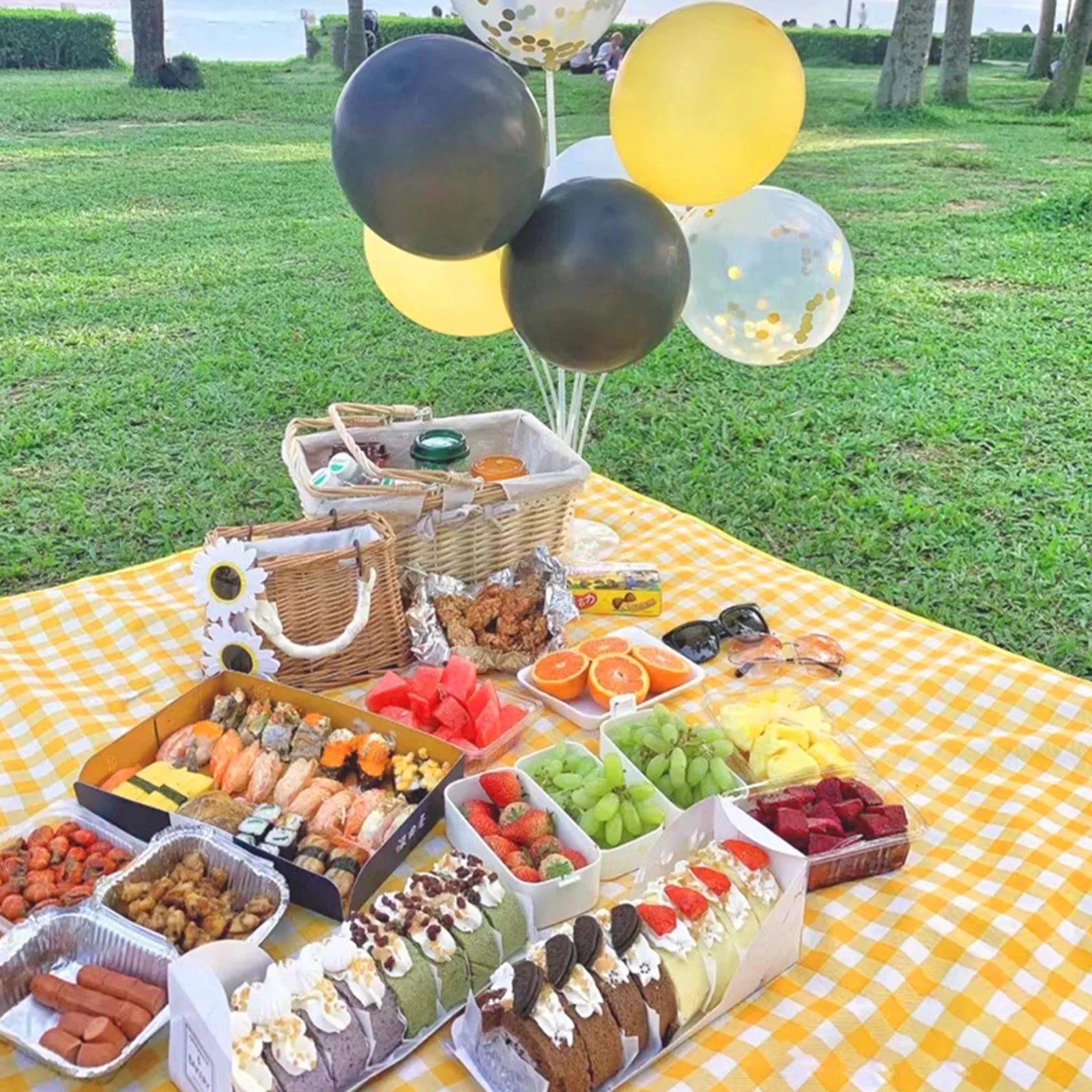 Versatile and Durable Large Picnic Blanket for Outdoor Adventures image 2