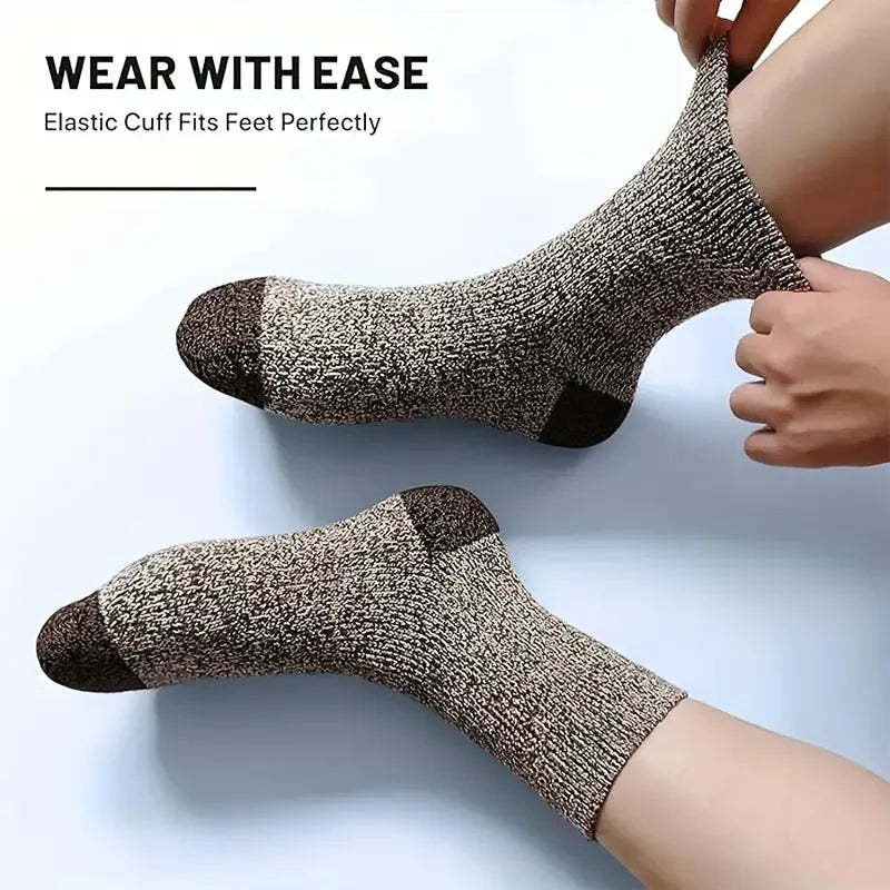 Ultimate Comfort and Warmth: Merino Wool Hiking Socks for Men image 3
